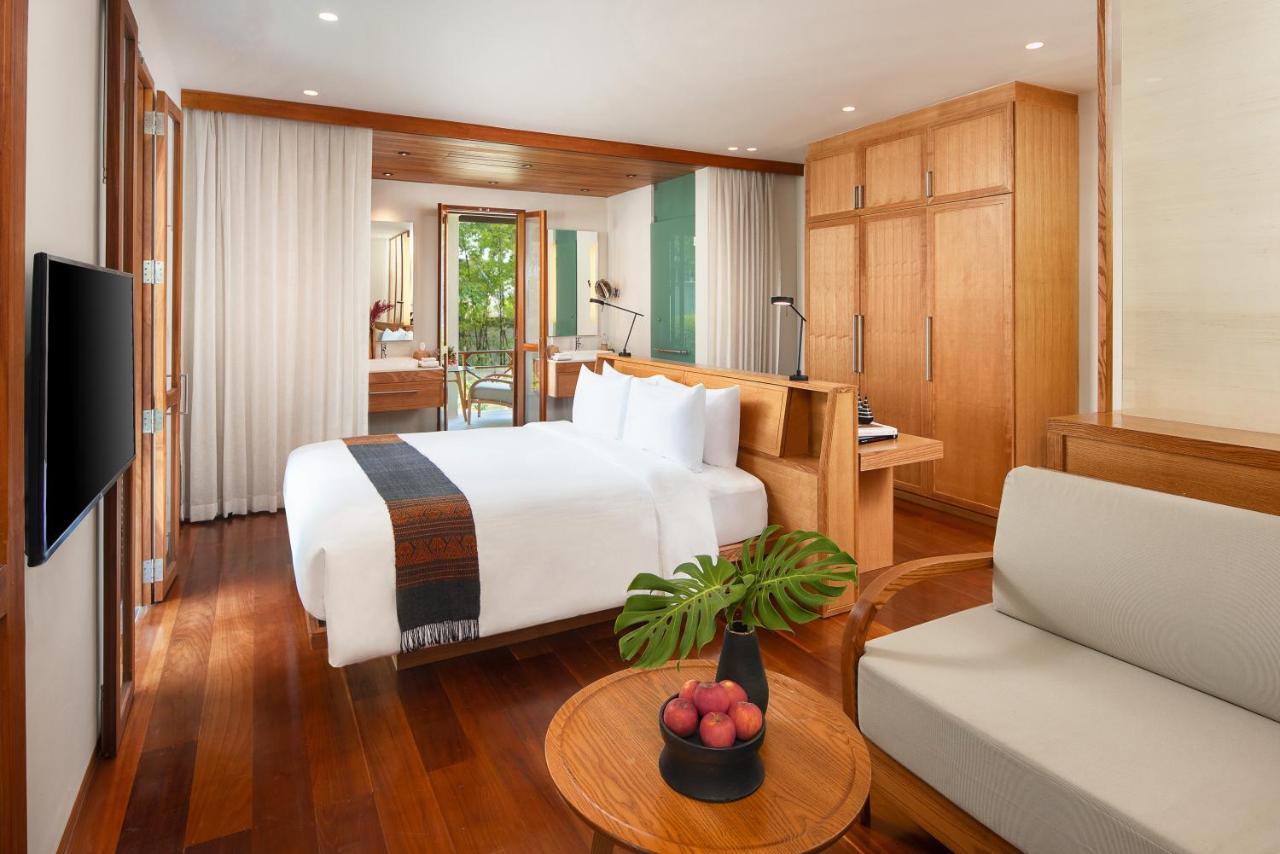 Avani+ Luang Prabang Hotel Exterior photo